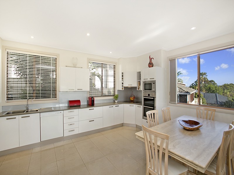 30 Yeran Street, Sylvania NSW 2224