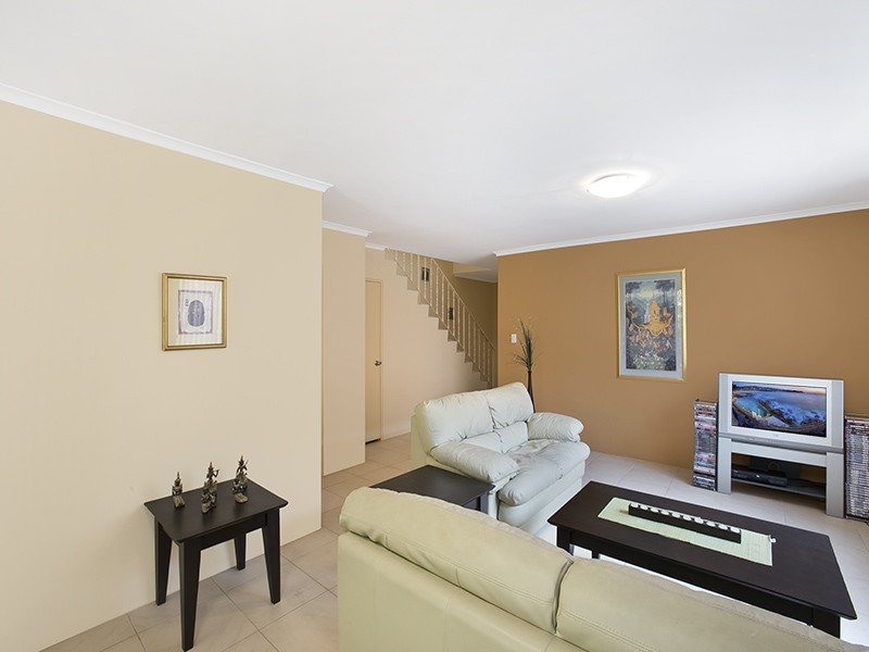 70 Mokera Avenue, Kirrawee NSW 2232