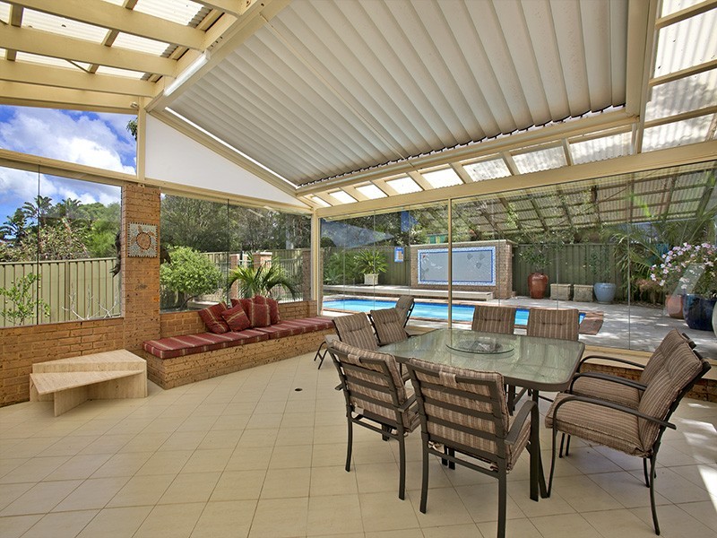 39 Tea Tree Place, Kirrawee NSW 2232