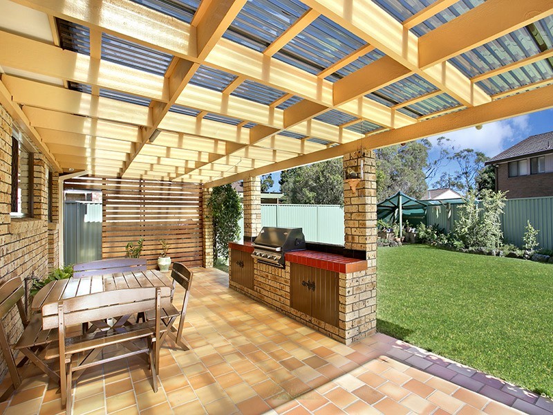 25 Derribong Crescent, Bangor NSW 2234