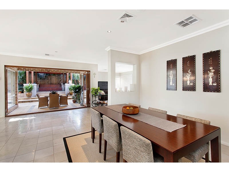 7 Young Avenue, Camden Park NSW 2570