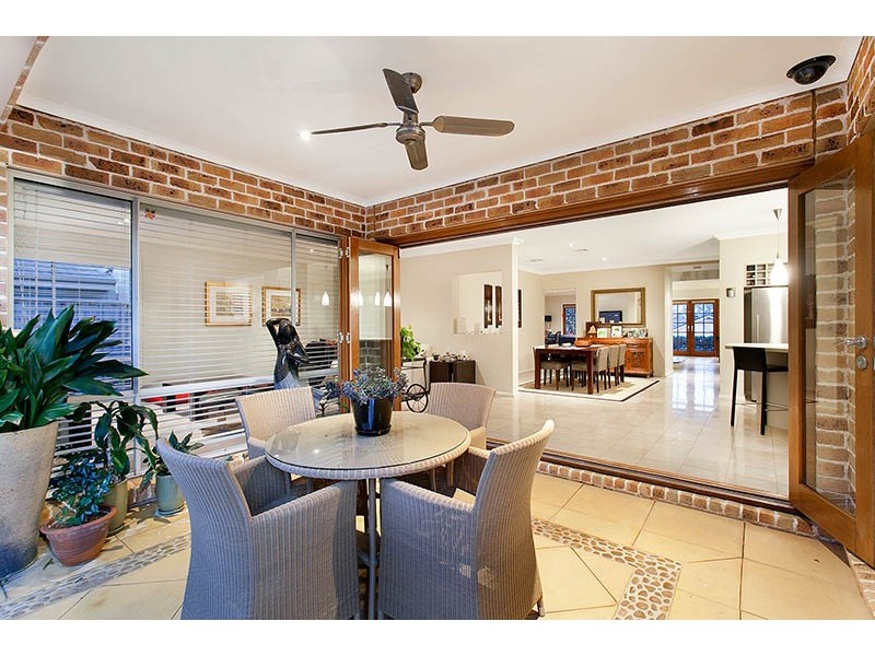 7 Young Avenue, Camden Park NSW 2570