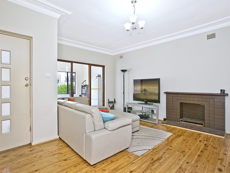 33 Kareena Road, Miranda NSW 2228