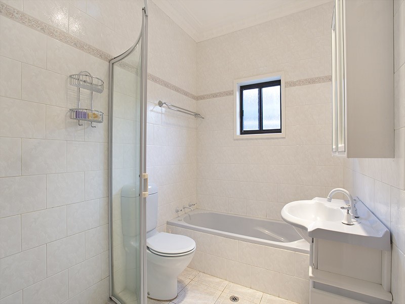 1 Chipilly Avenue, Engadine NSW 2233