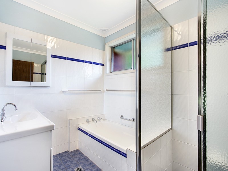 17 Macquarie Street, Gymea NSW 2227