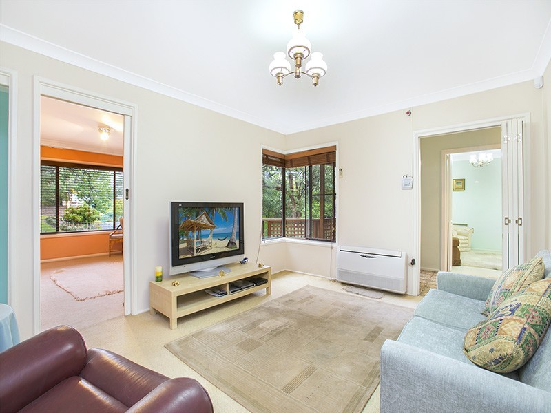 9 Birch Place, Kirrawee NSW 2232