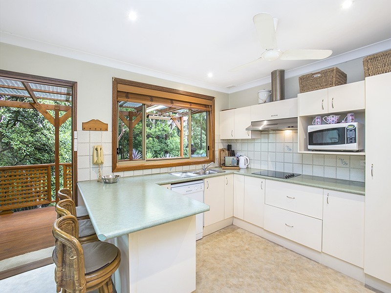 9 Birch Place, Kirrawee NSW 2232