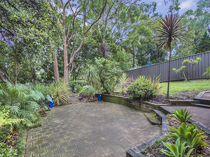 9 Birch Place, Kirrawee NSW 2232