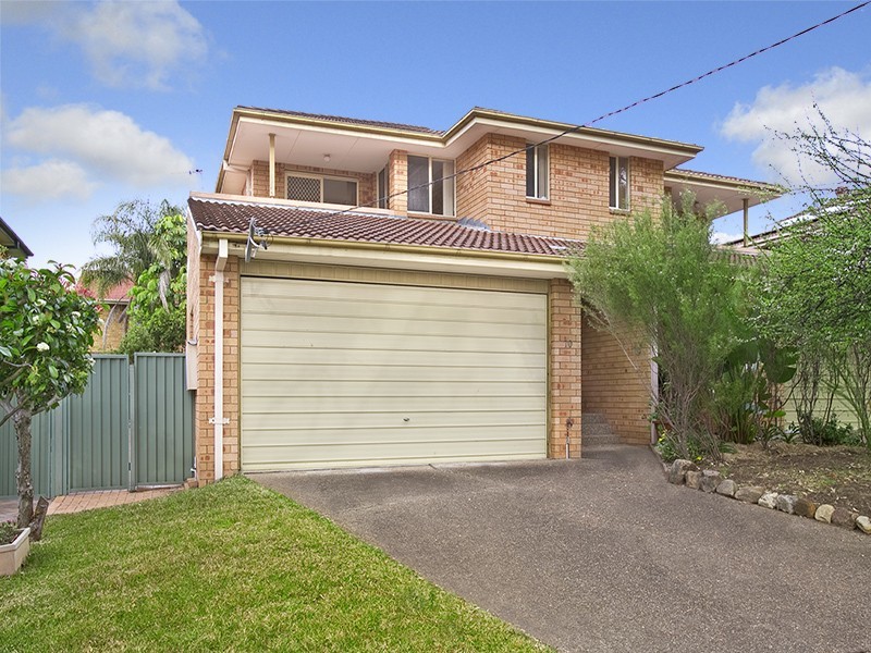 70 Mokera Avenue, Kirrawee NSW 2232