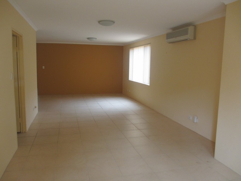 70 Mokera Avenue, Kirrawee NSW 2232