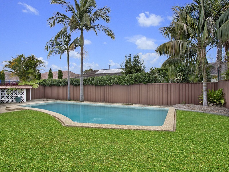 10 Hastings Place, Sylvania Waters NSW 2224