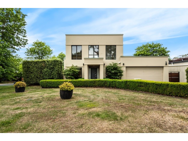 42 Brockman Street, Narrabundah ACT 2604