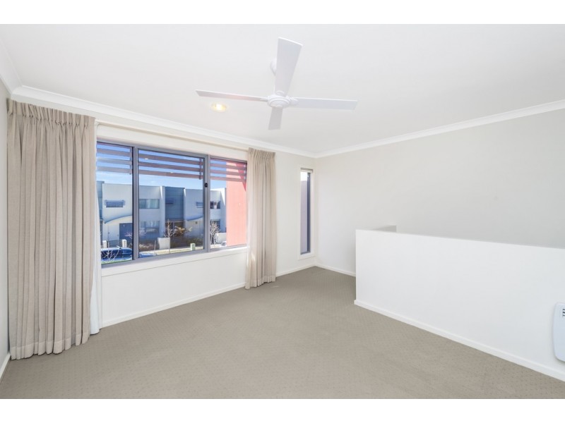 6 Quain Street, Crace ACT 2911