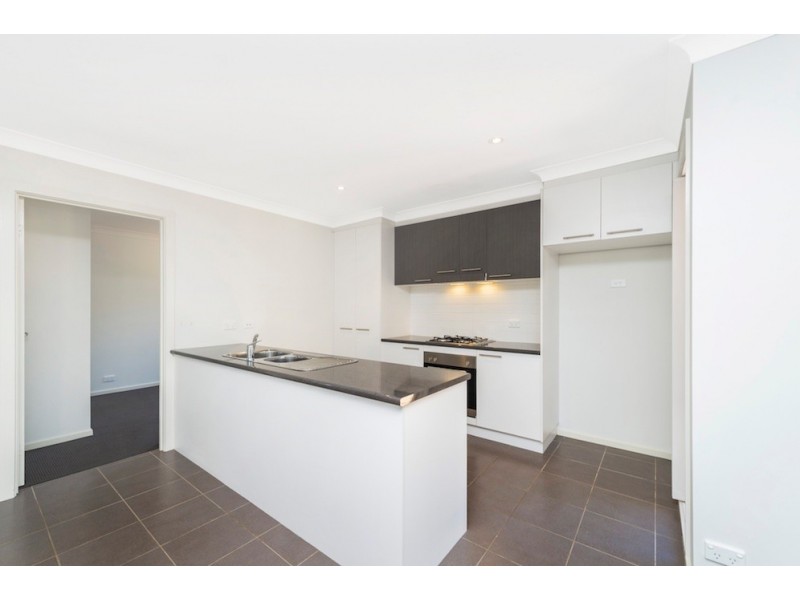 2 Breen Street, Casey ACT 2913