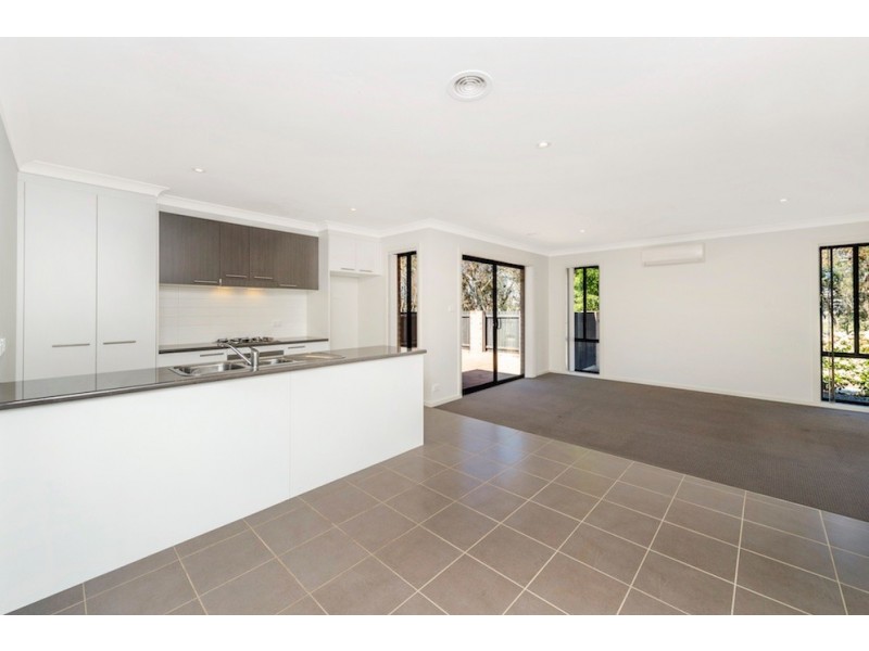 2 Breen Street, Casey ACT 2913