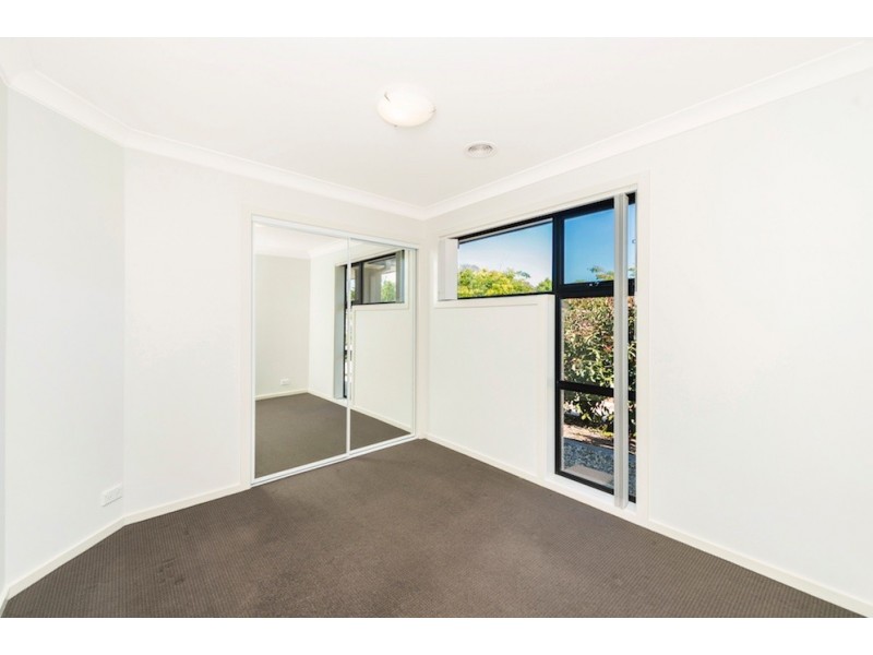 2 Breen Street, Casey ACT 2913