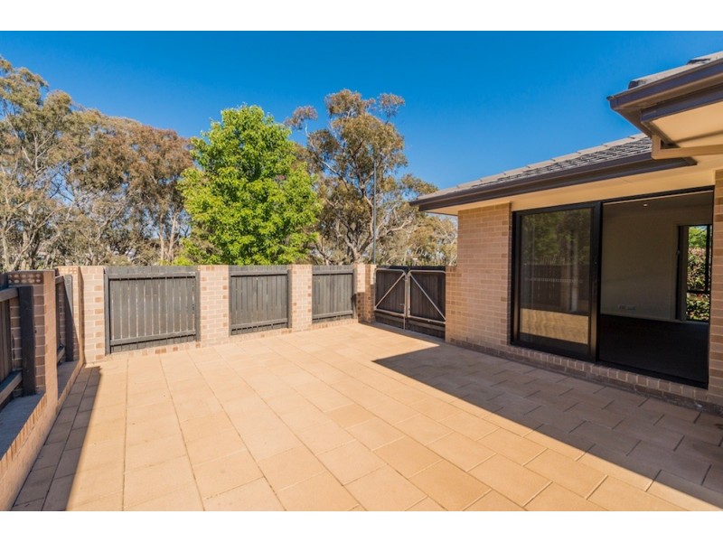 2 Breen Street, Casey ACT 2913