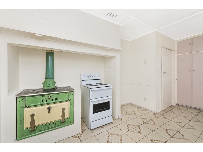 38 McMillan Crescent, Narrabundah ACT 2604