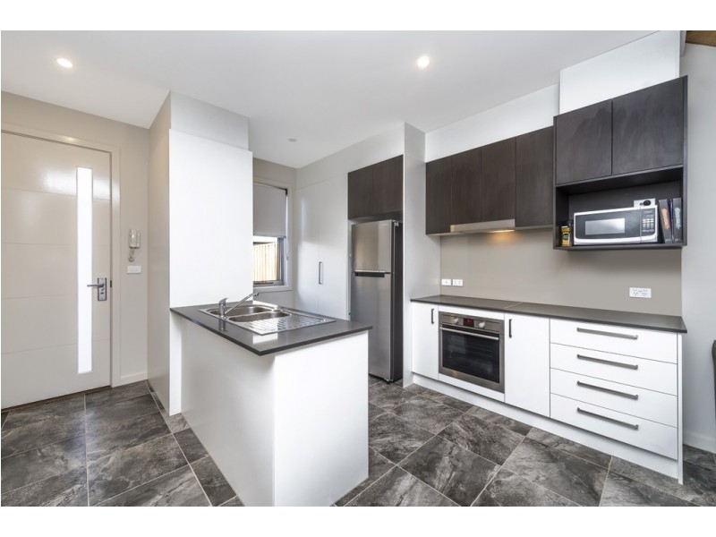 11/90 Blacket Street, Downer ACT 2602