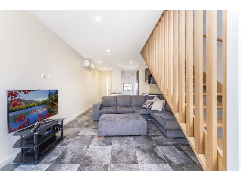 11/90 Blacket Street, Downer ACT 2602