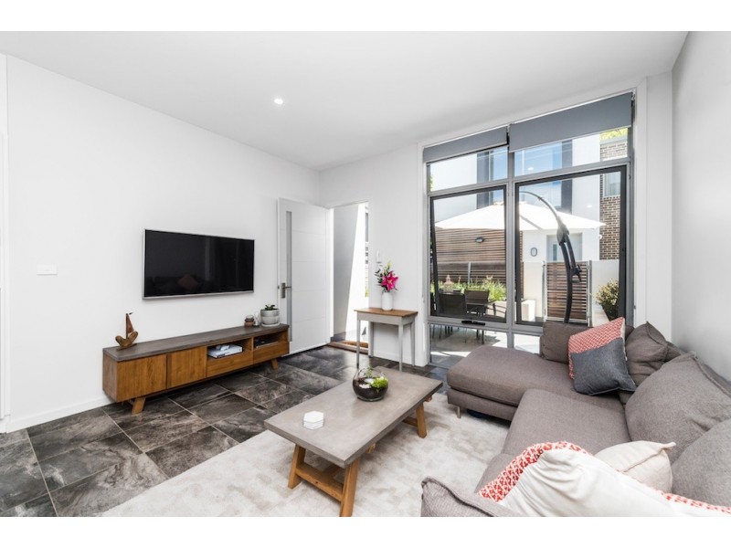 16/90 Blacket Street, Downer ACT 2602