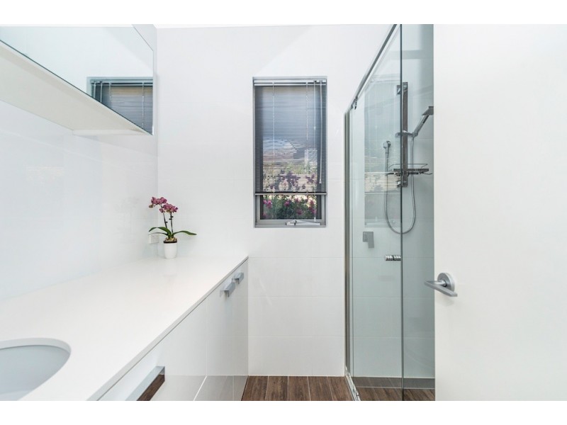 1/155 Strickland Crescent, Deakin ACT 2600