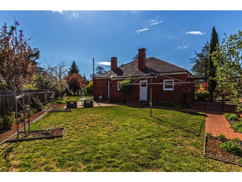 35 Lockyer Street, Griffith ACT 2603