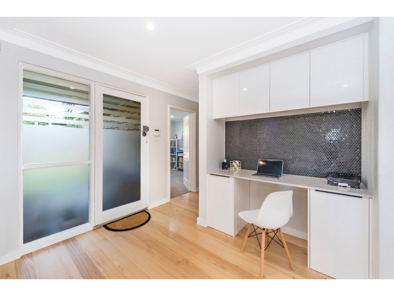 1 Sprent Street, Narrabundah ACT 2604