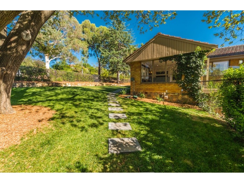 1 Sprent Street, Narrabundah ACT 2604