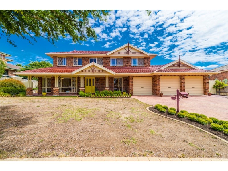 8 Fitzsimmons Street, Nicholls ACT 2913