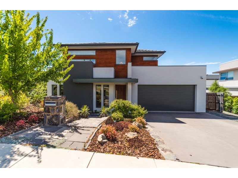 28 Cooley Crescent, Casey ACT 2913