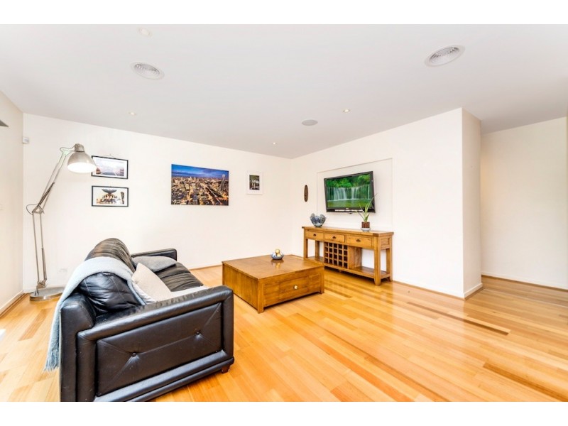 28 Cooley Crescent, Casey ACT 2913