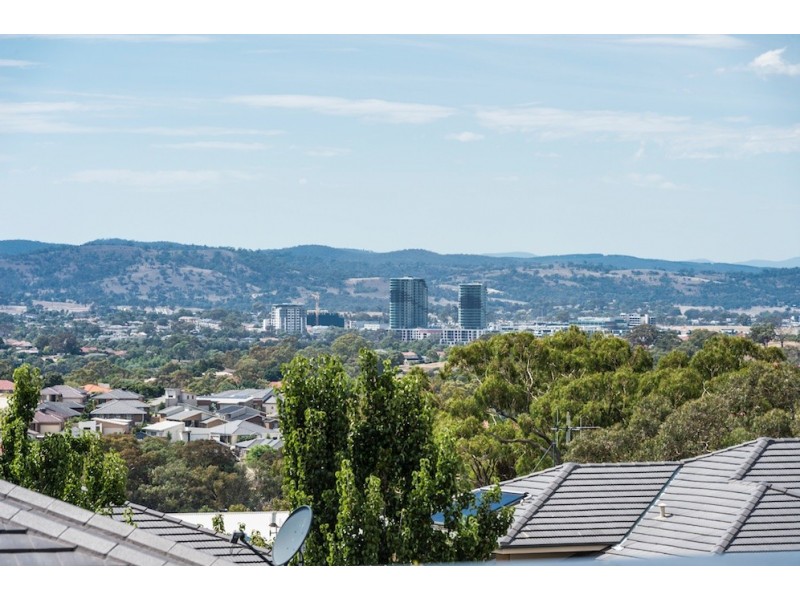 28 Cooley Crescent, Casey ACT 2913