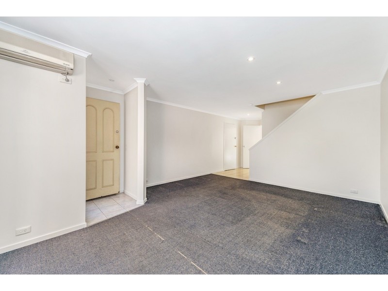 32/174 Clive Steele Avenue, Monash ACT 2904