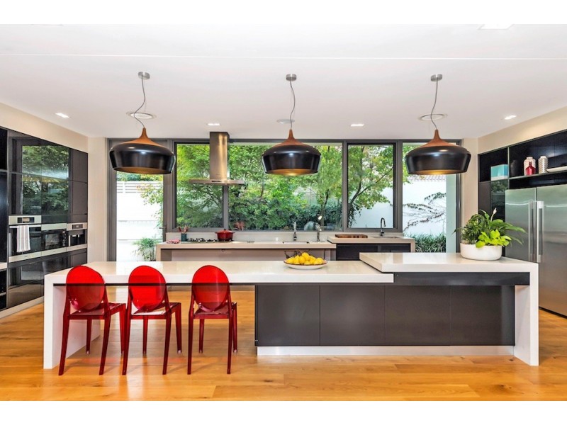 119 Hopetoun Circuit, Yarralumla ACT 2600