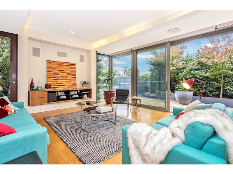 119 Hopetoun Circuit, Yarralumla ACT 2600