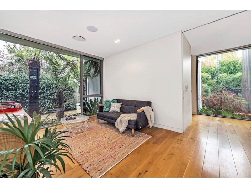 119 Hopetoun Circuit, Yarralumla ACT 2600