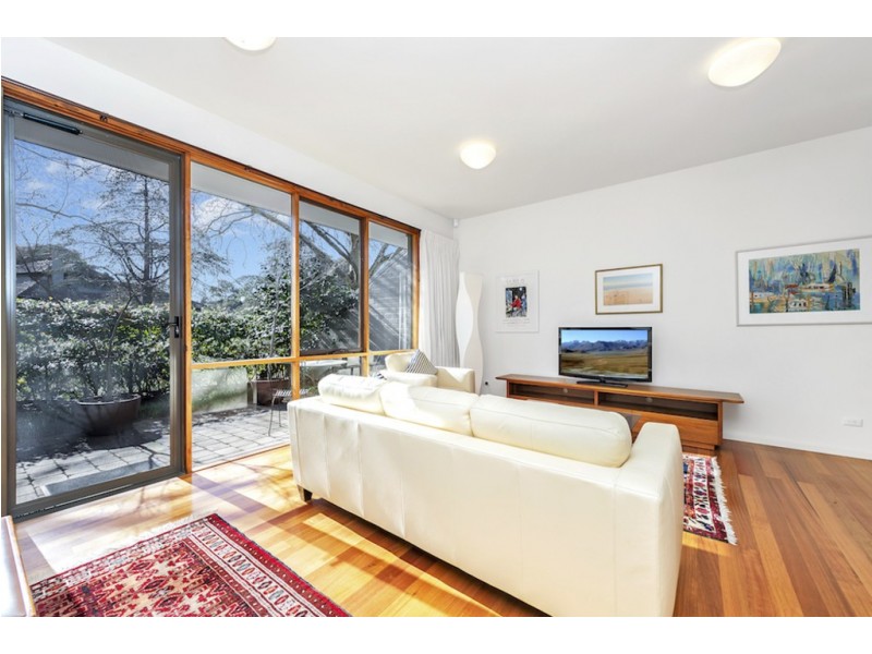 106 Arthur Circle, Forrest ACT 2603