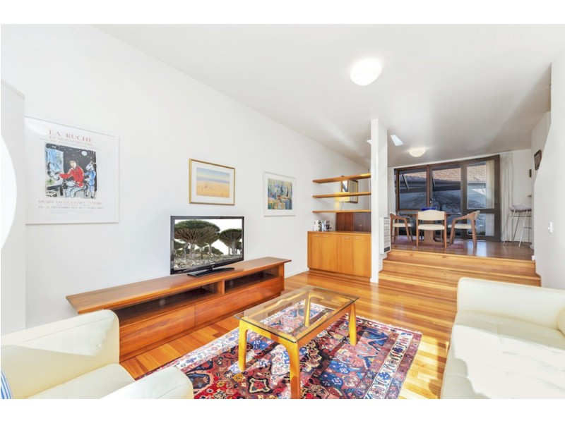 106 Arthur Circle, Forrest ACT 2603