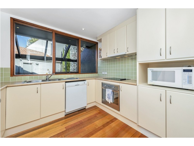 106 Arthur Circle, Forrest ACT 2603