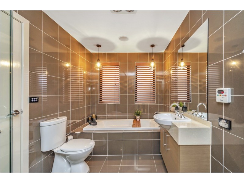 60 Eugene Vincent Street, Bonner ACT 2914