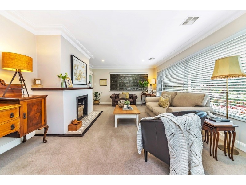 103 Endeavour Street, Red Hill ACT 2603