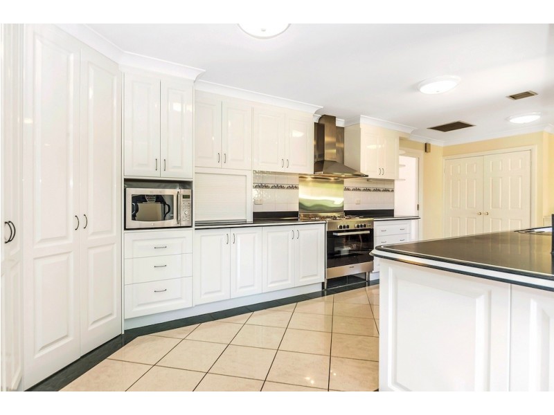 16 Ashcroft Crescent, Monash ACT 2904