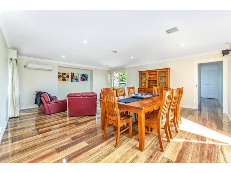 16 Ashcroft Crescent, Monash ACT 2904
