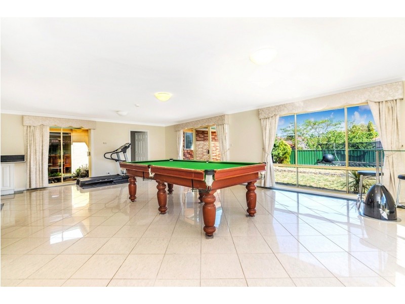 16 Ashcroft Crescent, Monash ACT 2904