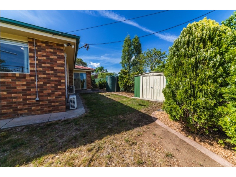 16 Ashcroft Crescent, Monash ACT 2904
