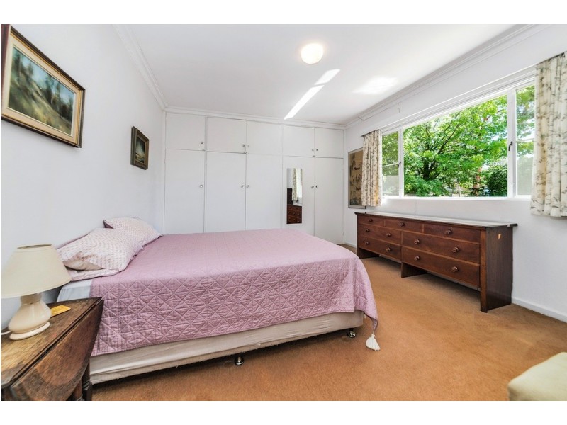 18 Charlotte Street, Red Hill ACT 2603