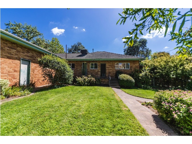 18 Charlotte Street, Red Hill ACT 2603