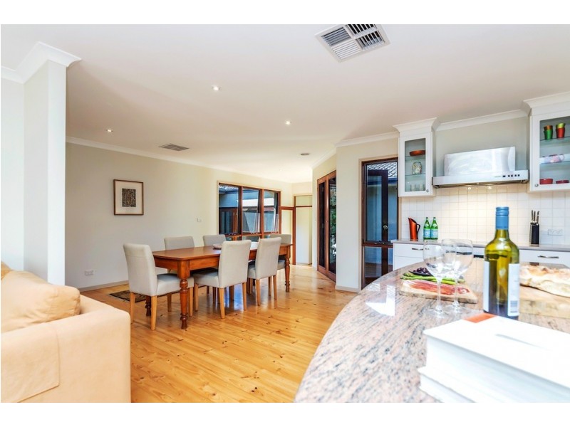 18 Wylie Street, Narrabundah ACT 2604
