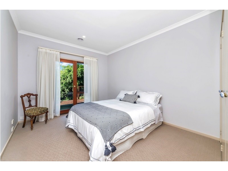 18 Wylie Street, Narrabundah ACT 2604